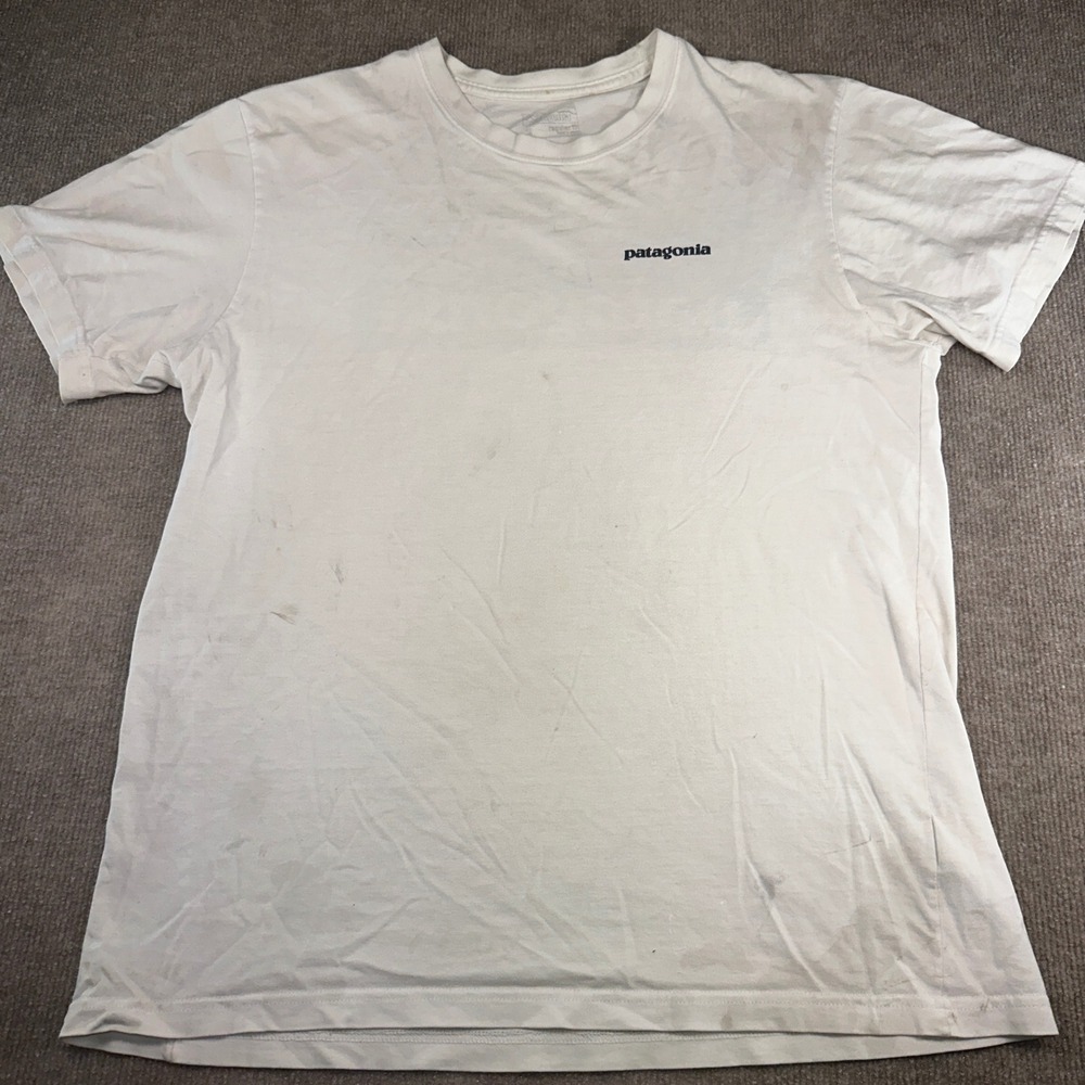 Patagonia Mens P-6 Logo Graphic‎ T-Shirt White Short Sleeve Regular Fit Medium
